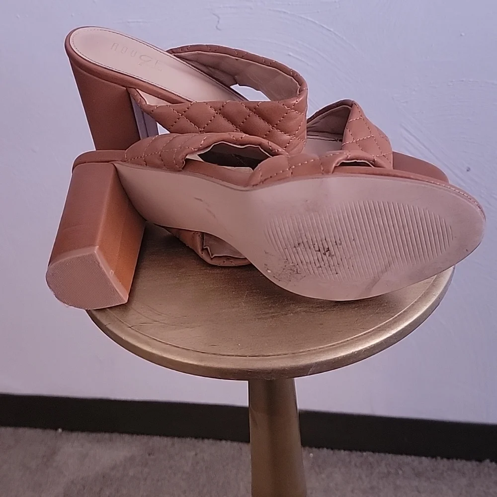 TAN HEEL SANDALS - Picture 2 of 4